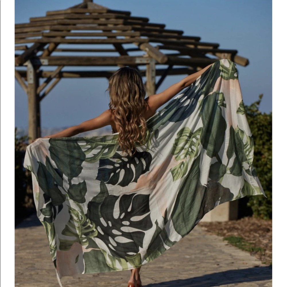 Virginia Wolf scarf, halter dress, wrap, sarong!